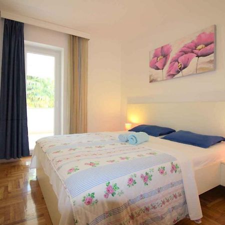 Apartment In Porec/Istrien 10214 Exterior foto