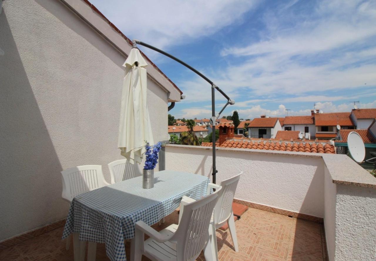 Apartment In Porec/Istrien 10214 Exterior foto